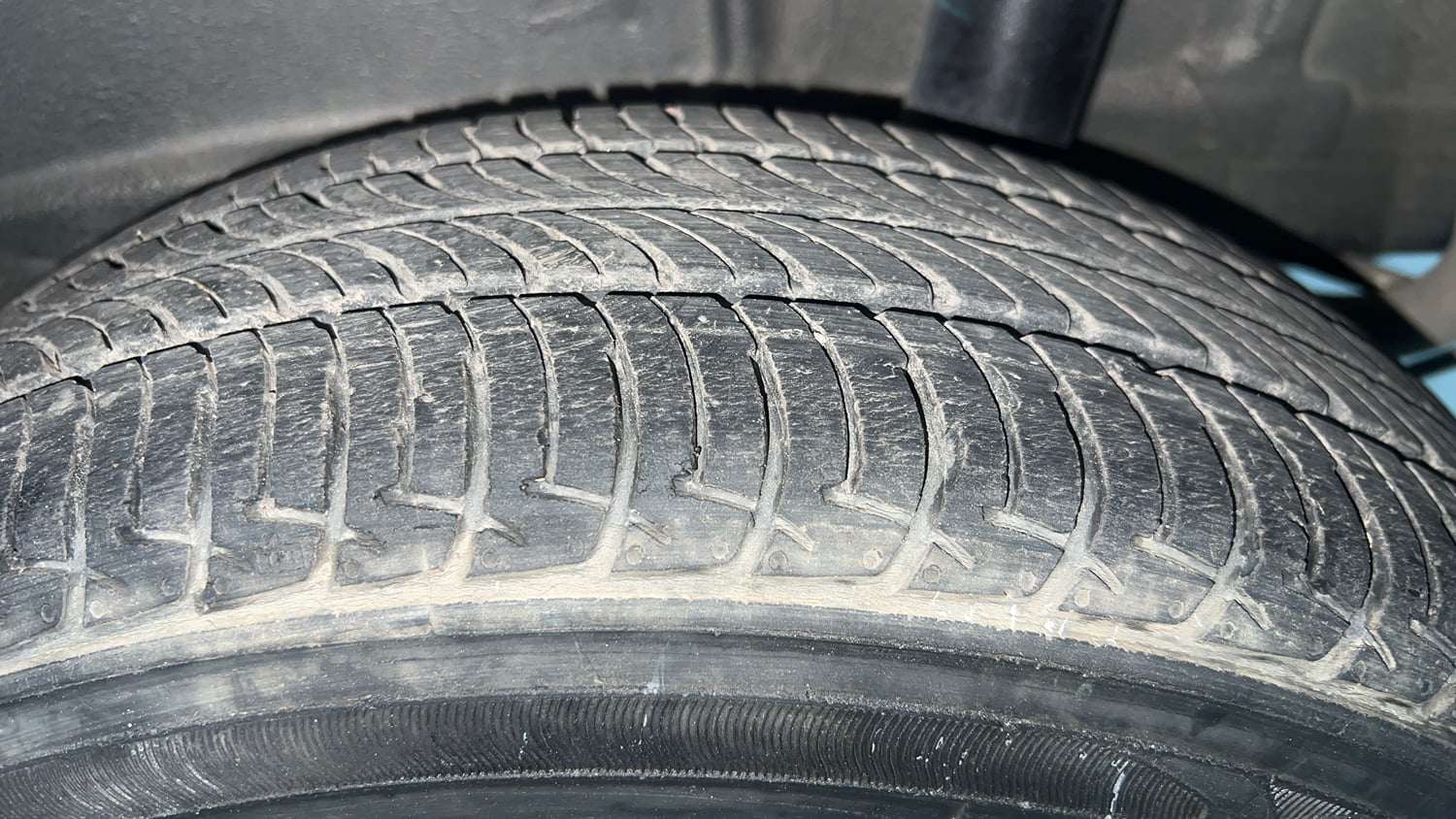 Used 2021 Maruti Suzuki Wagon R 1.0 VXi 1.0 Petrol Manual tyres LEFT REAR TYRE TREAD VIEW