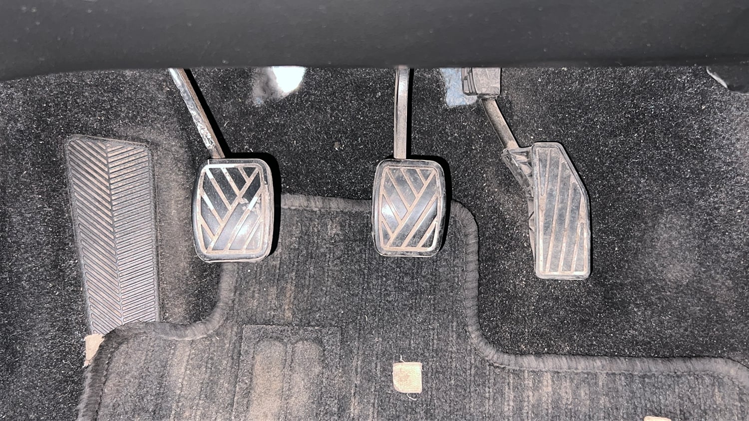 Used 2020 Maruti Suzuki Baleno Zeta Petrol Manual interior PEDALS VIEW