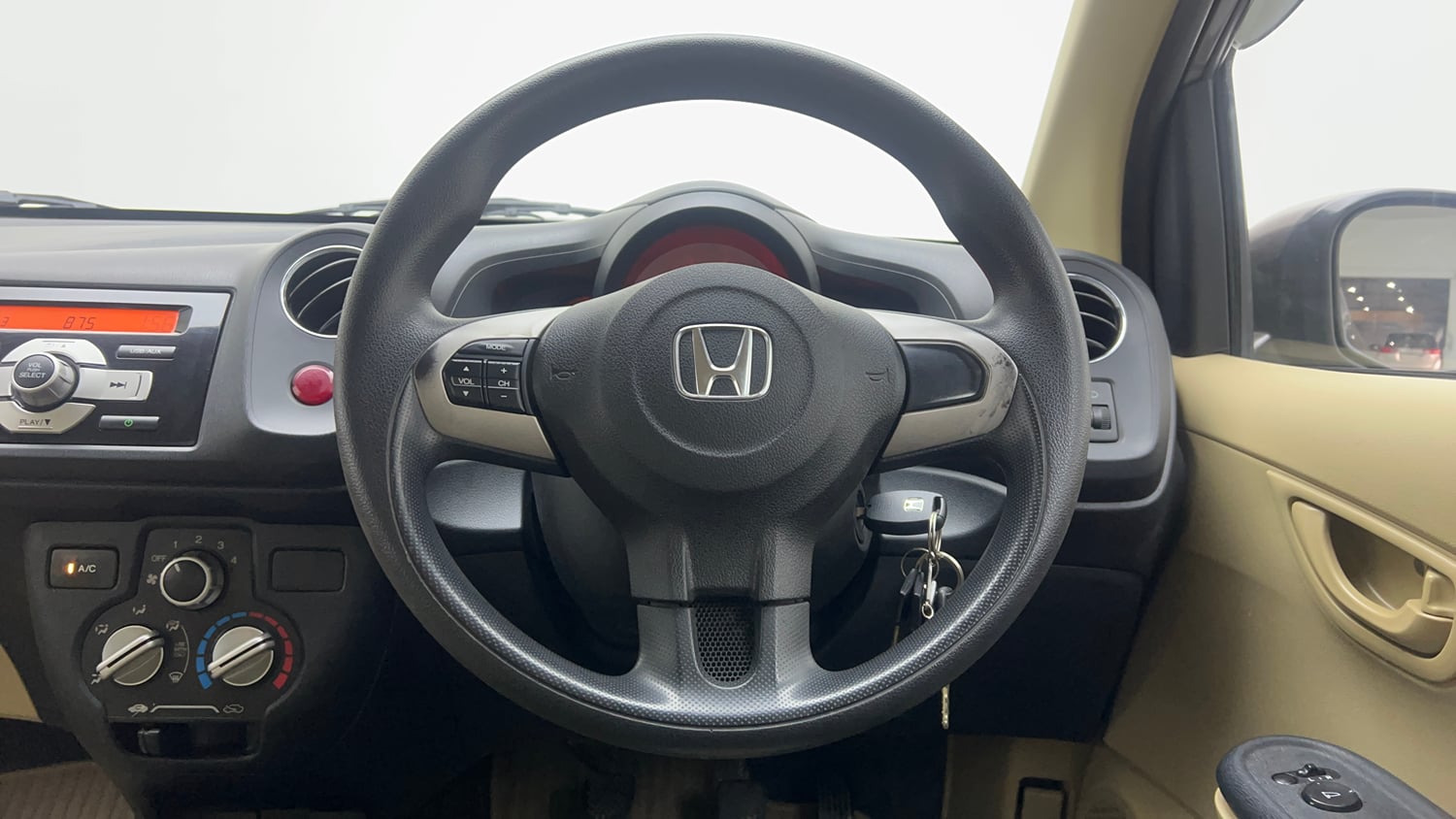 Used 2014 Honda Amaze 1.2 S i-VTEC Petrol Manual interior STEERING VIEW