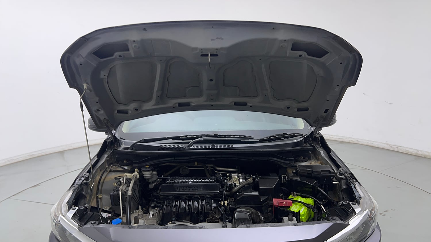 Used 2018 Honda Amaze 1.2 V MT Petrol Petrol Manual engine ENGINE & BONNET OPEN FRONT VIEW