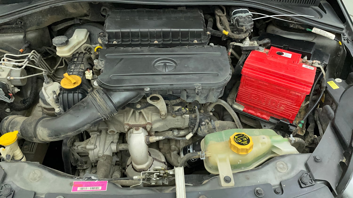 Used 2022 Tata Tiago XZA Plus Petrol Automatic engine ENGINE LEFT SIDE VIEW