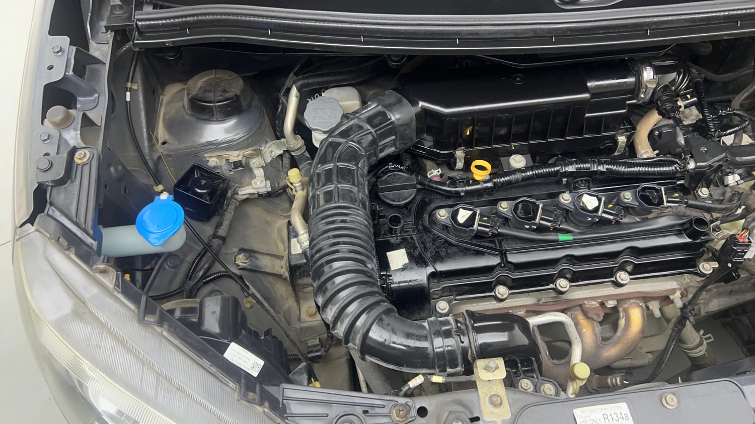 Used 2019 Maruti Suzuki Wagon R ZXi 1.2 AMT Petrol Automatic engine ENGINE RIGHT SIDE VIEW