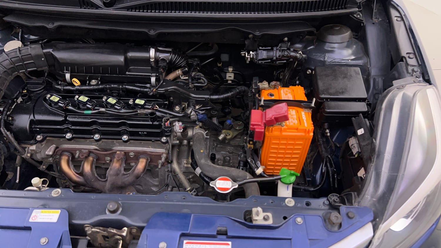 Used 2020 Maruti Suzuki Baleno Zeta Petrol Manual engine ENGINE LEFT SIDE VIEW