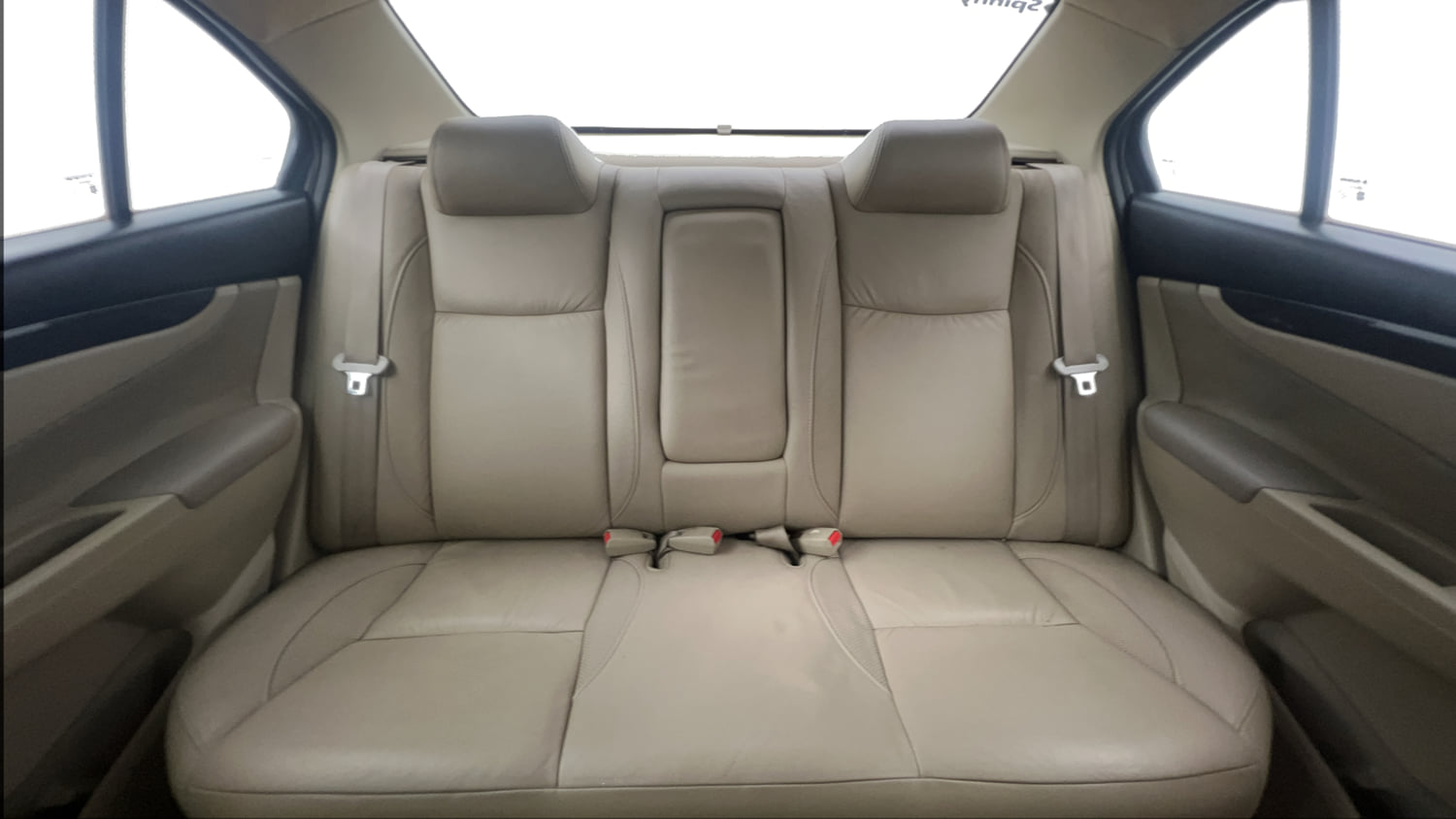 Used 2016 Maruti Suzuki Ciaz ZXi Petrol Manual interior REAR SEAT CONDITION VIEW