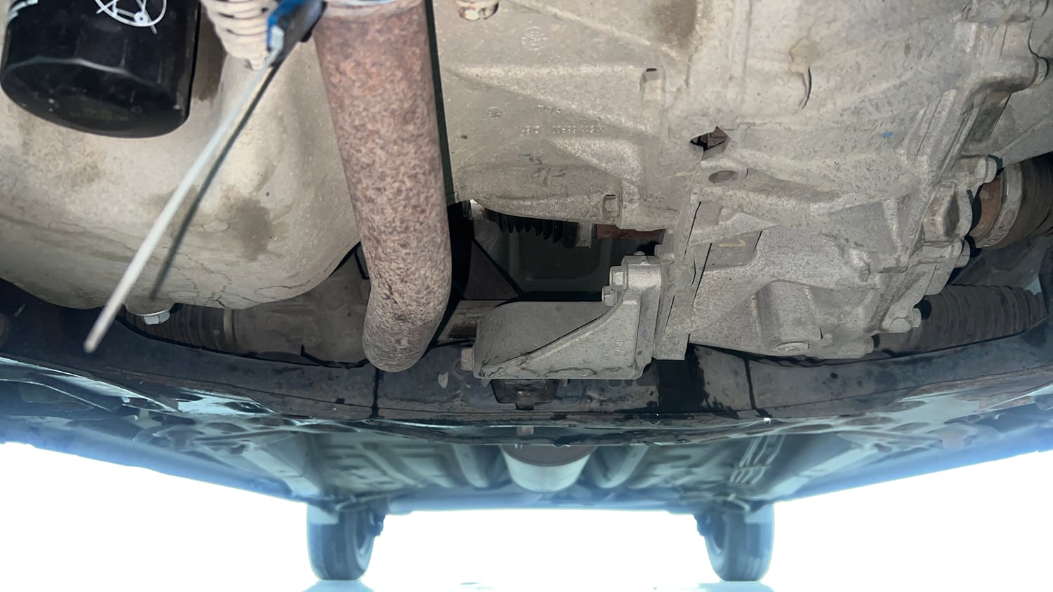 Used 2019 Maruti Suzuki Wagon R ZXi 1.2 AMT Petrol Automatic extra FRONT LEFT UNDERBODY VIEW