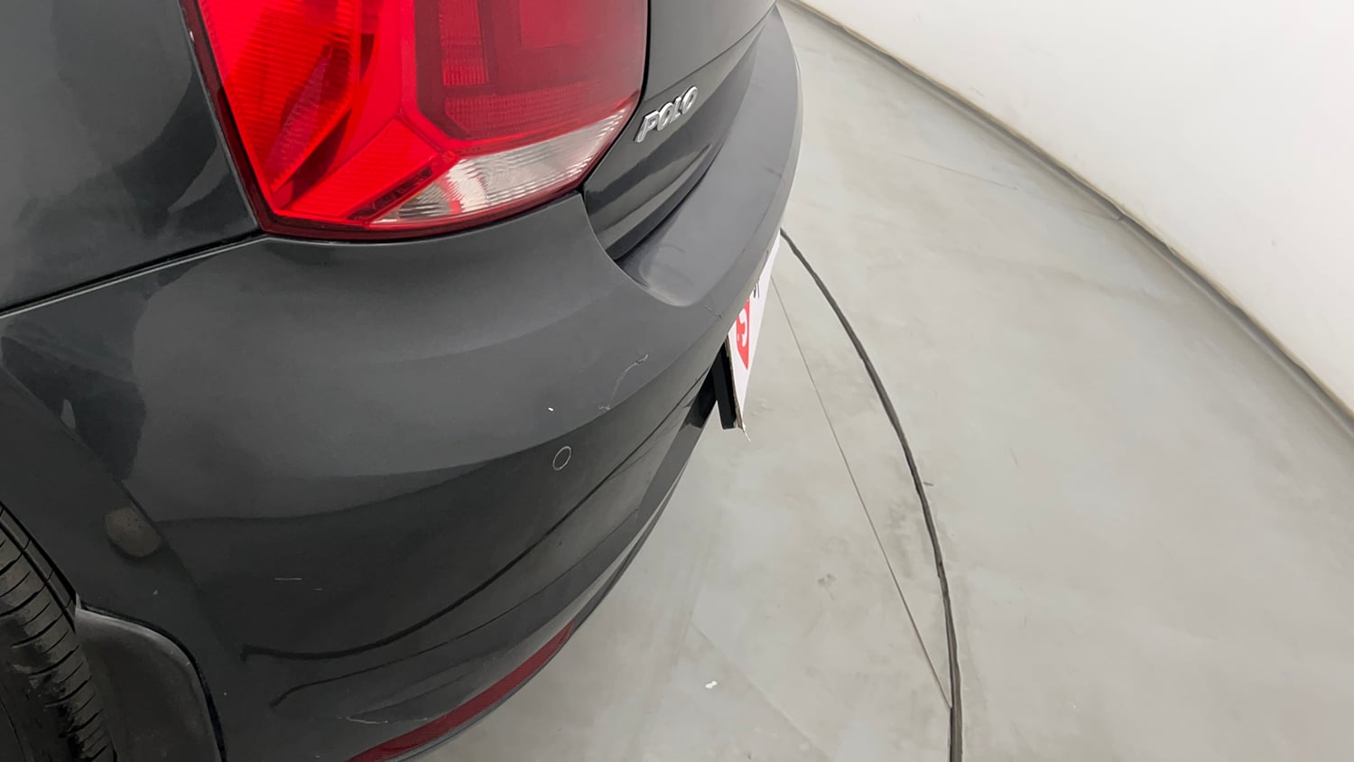 Used 2016 Volkswagen Polo Highline1.2L (P) Petrol Manual dents MINOR SCRATCH