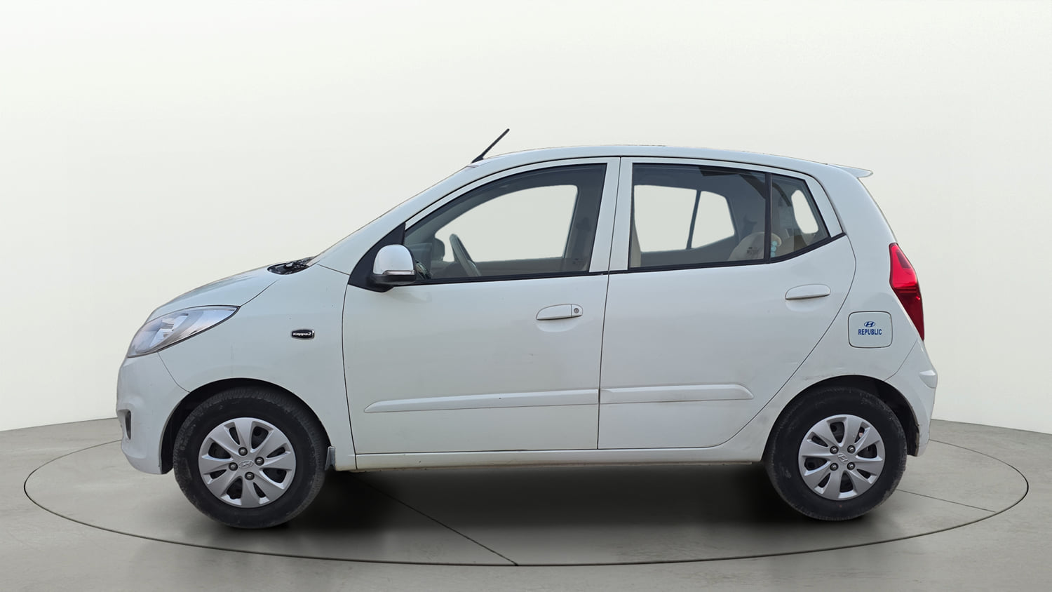 Used 2013 Hyundai i10 Sportz 1.2 Kappa2 Petrol Manual exterior LEFT SIDE VIEW