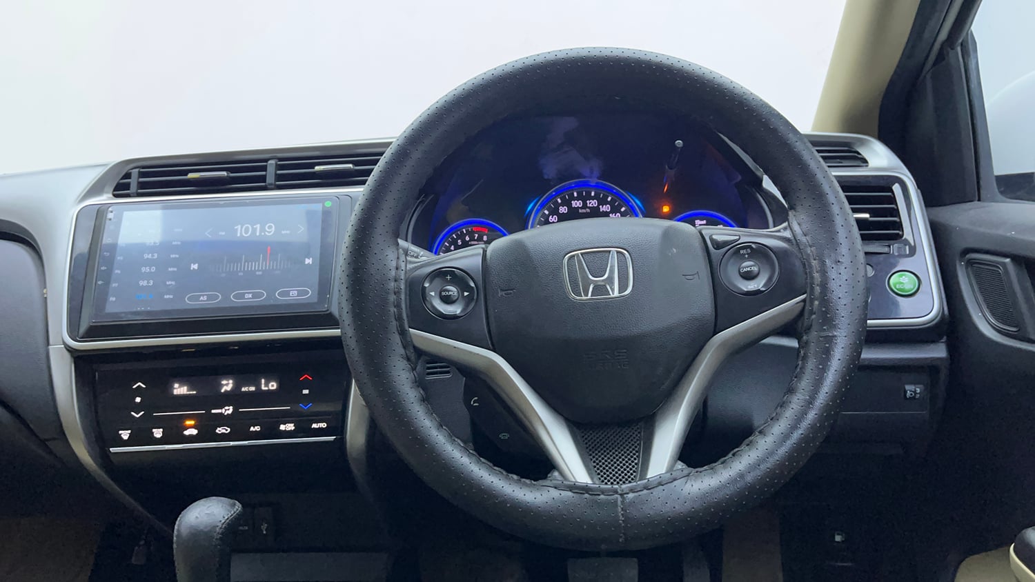 Used 2015 Honda City VX CVT Petrol Automatic interior STEERING VIEW