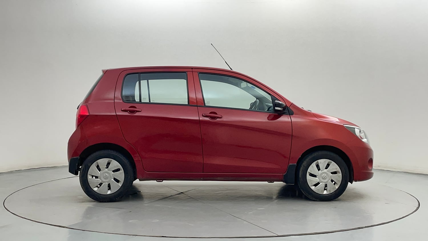 Used 2016 Maruti Suzuki Celerio ZXi AMT Petrol Automatic exterior RIGHT SIDE VIEW