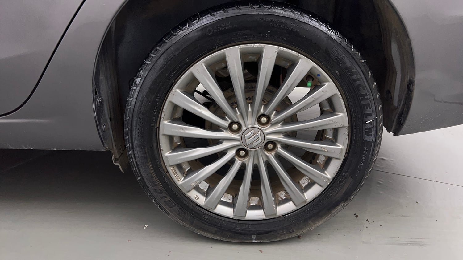 Used 2016 Maruti Suzuki Ciaz ZXi Petrol Manual tyres LEFT REAR TYRE RIM VIEW