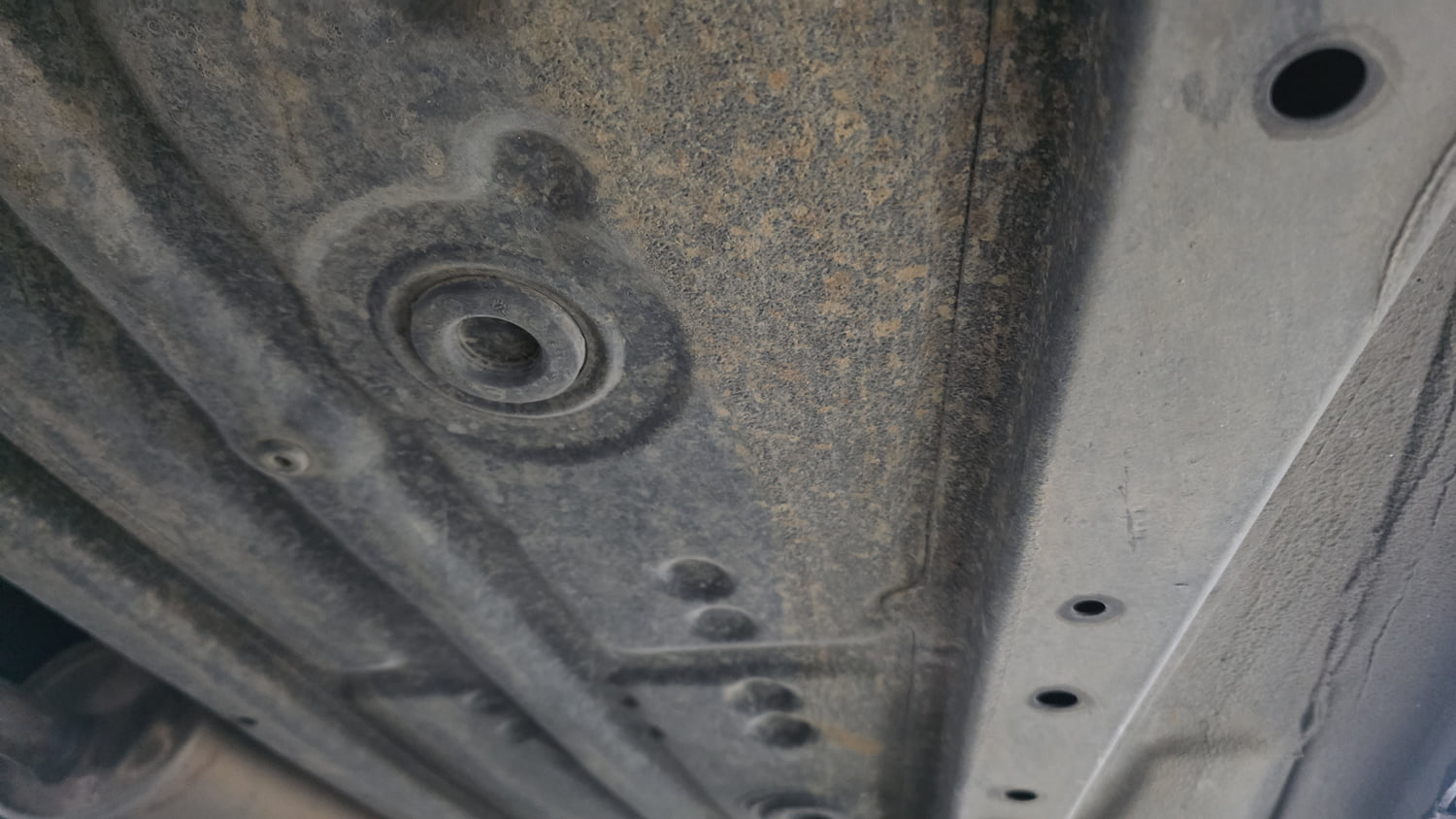 Used 2024 Maruti Suzuki Wagon R ZXI Plus 1.2 AGS Petrol Automatic extra REAR RIGHT UNDERBODY VIEW