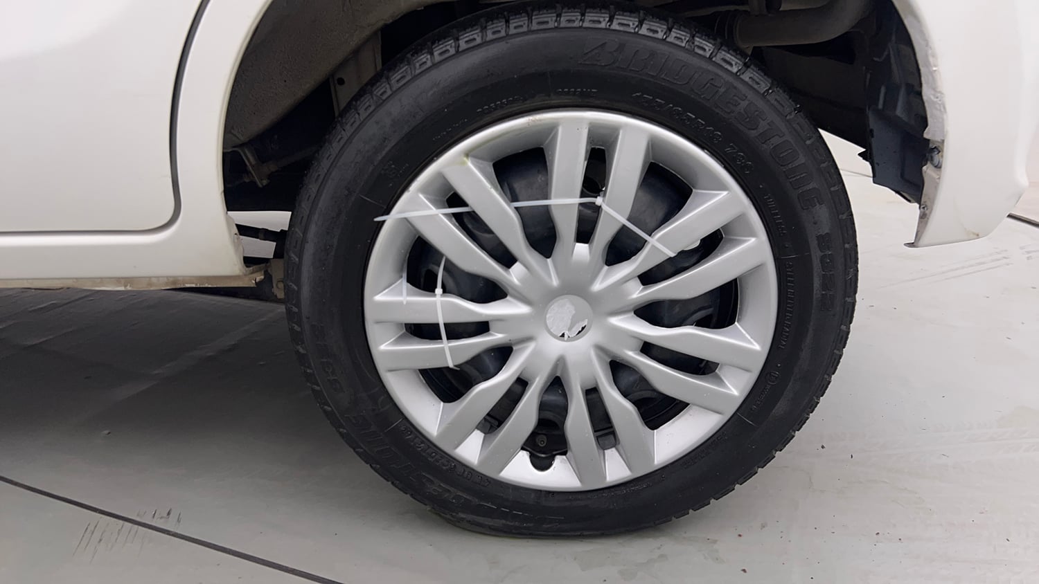 Used 2016 Maruti Suzuki Alto K10 VXi Petrol Manual tyres LEFT REAR TYRE RIM VIEW