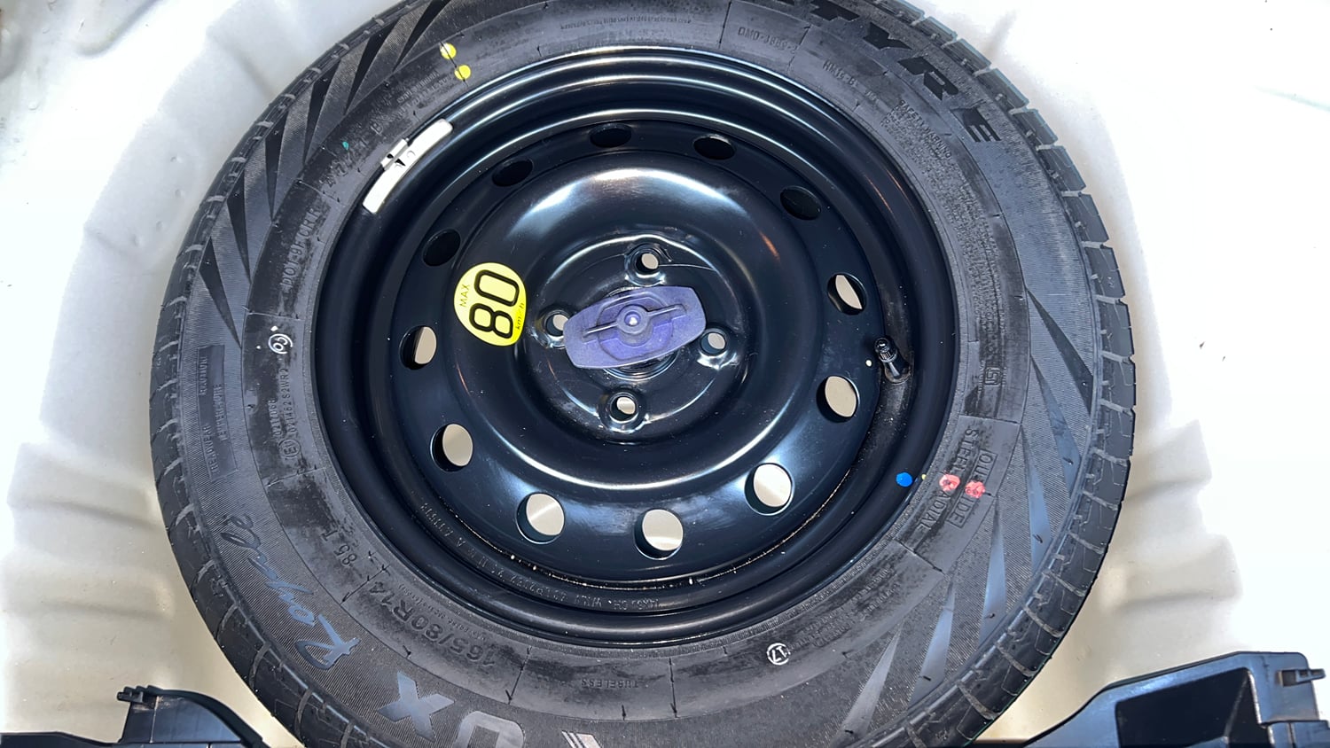 Used 2021 Maruti Suzuki Swift ZXi Plus Dual Tone Petrol Manual tyres SPARE TYRE VIEW