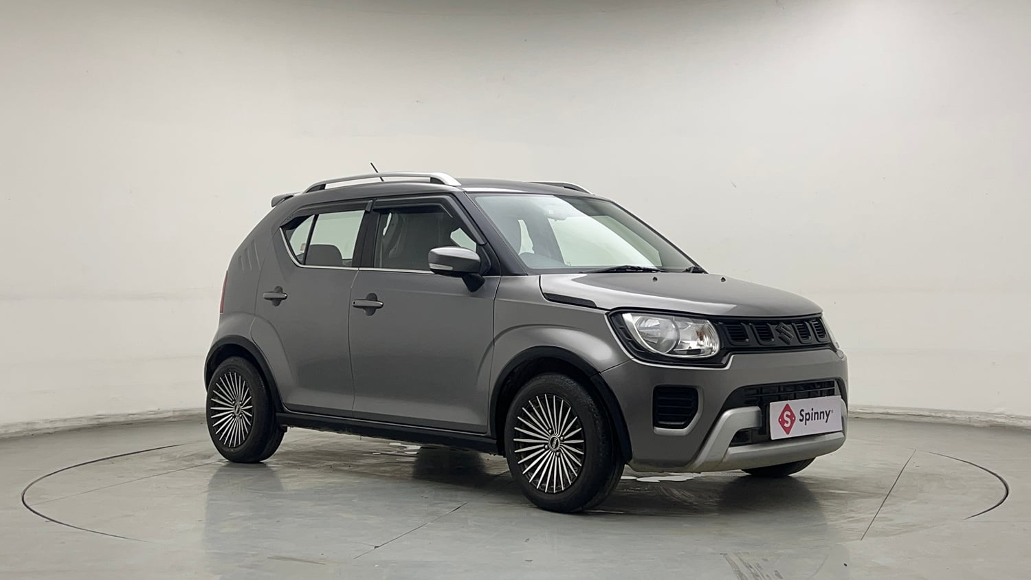 Used 2025 Maruti Suzuki Ignis Delta 1.2 AMT Petrol Automatic exterior RIGHT FRONT CORNER VIEW