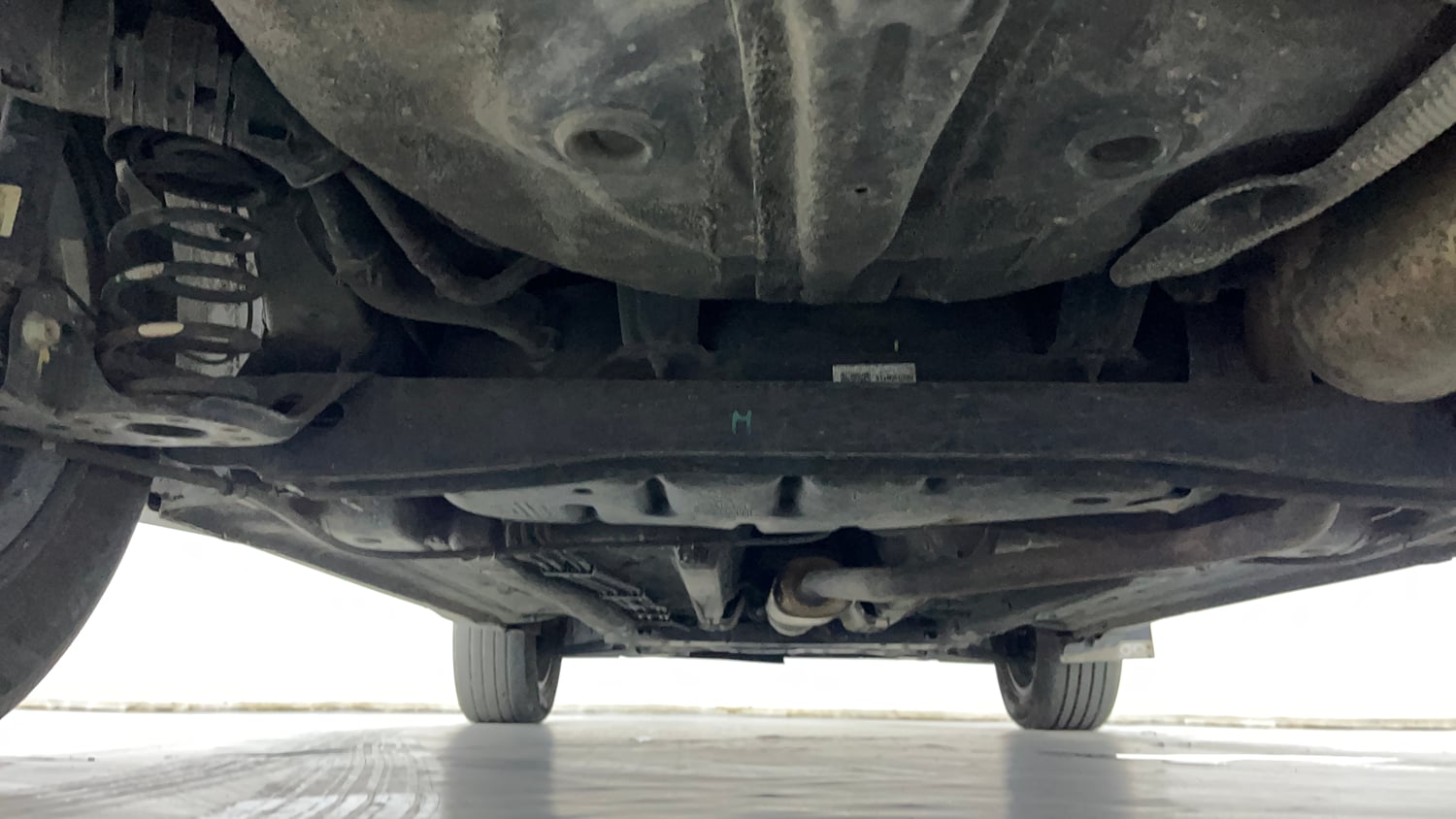 Used 2022 Kia Sonet X Line 1.0 DCT Petrol Automatic extra REAR UNDERBODY VIEW (TAKEN FROM REAR)