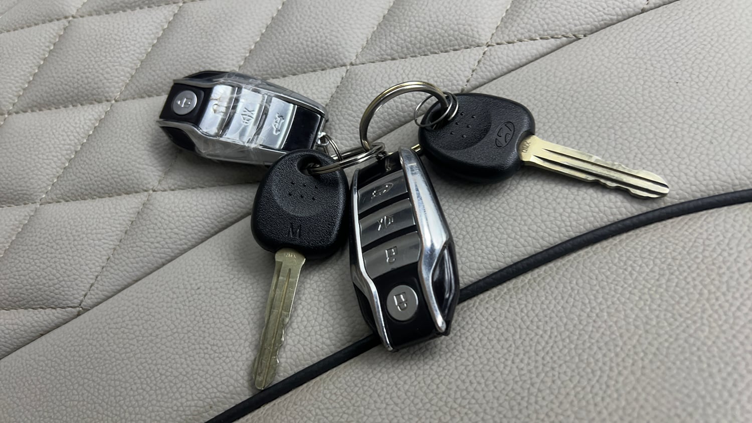 Used 2024 Hyundai Venue E 1.2 Petrol Petrol Manual extra CAR KEY VIEW