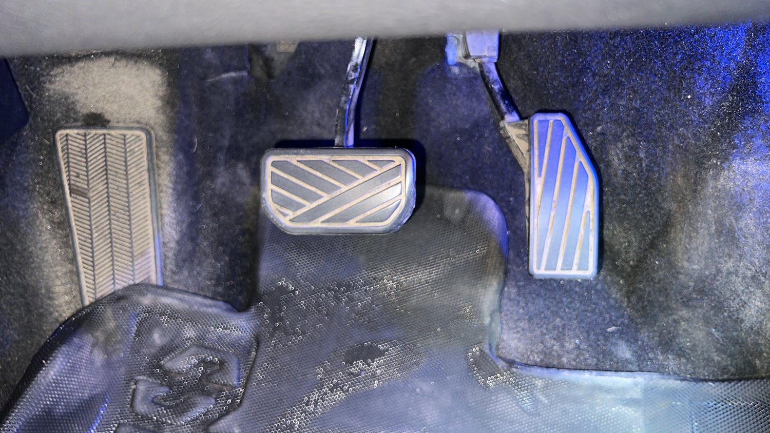 Used 2022 Maruti Suzuki Baleno Alpha AGS Petrol Automatic interior PEDALS VIEW