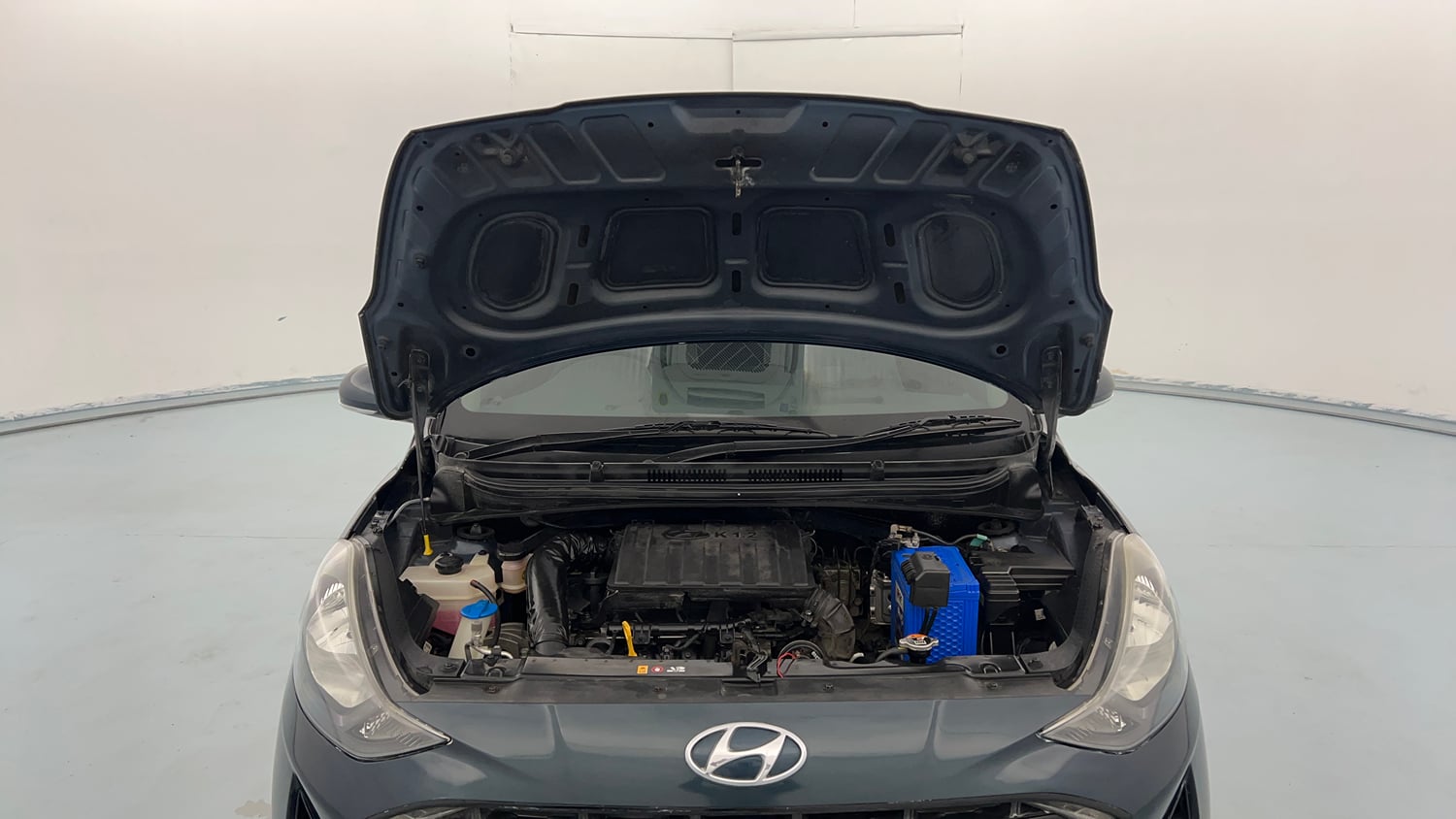 Used 2021 Hyundai Grand i10 Nios Sportz 1.2 Kappa VTVT Petrol Manual engine ENGINE & BONNET OPEN FRONT VIEW