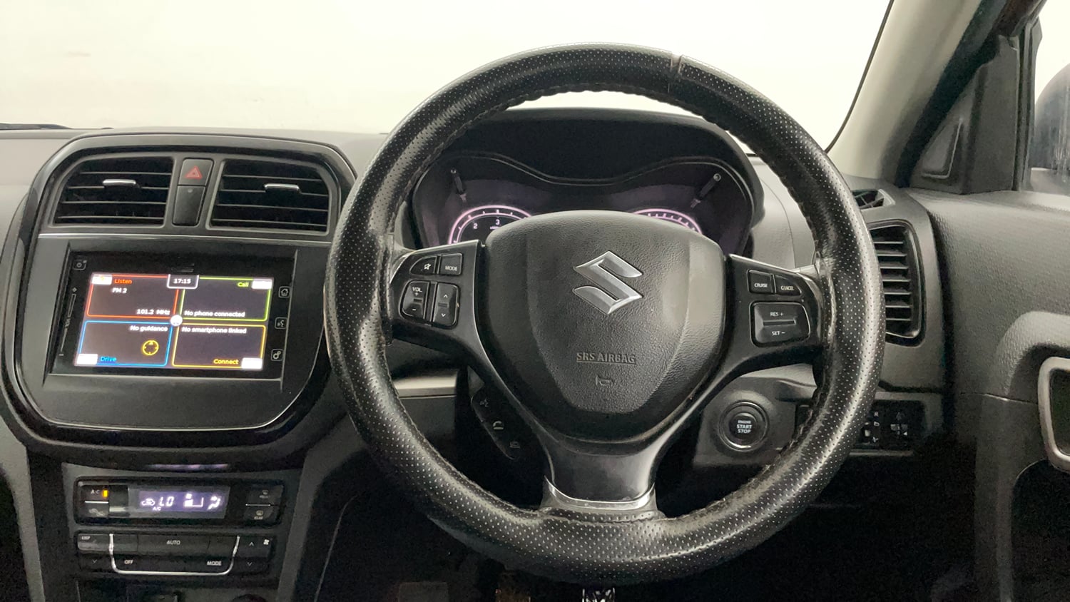 Used 2017 Maruti Suzuki Vitara Brezza ZDi+ Dual Tone Diesel Manual interior STEERING VIEW