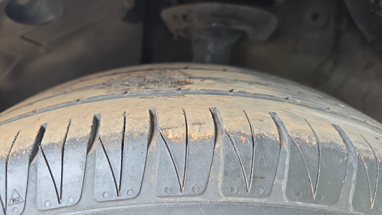 Used 2022 Kia Sonet HTK Plus 1.2 Petrol Manual tyres LEFT FRONT TYRE TREAD VIEW