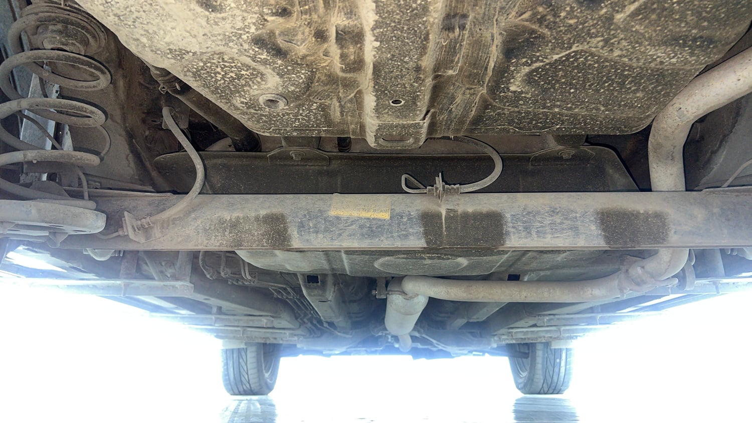 Used 2018 Tata Nexon XZA Plus Diesel Diesel Automatic extra REAR UNDERBODY VIEW (TAKEN FROM REAR)