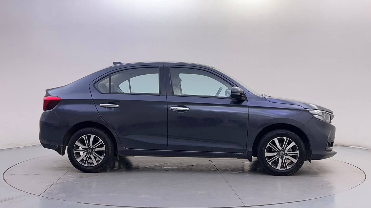 Used 2022 Honda Amaze VX CVT 1.2 Petrol Petrol Automatic exterior RIGHT SIDE VIEW