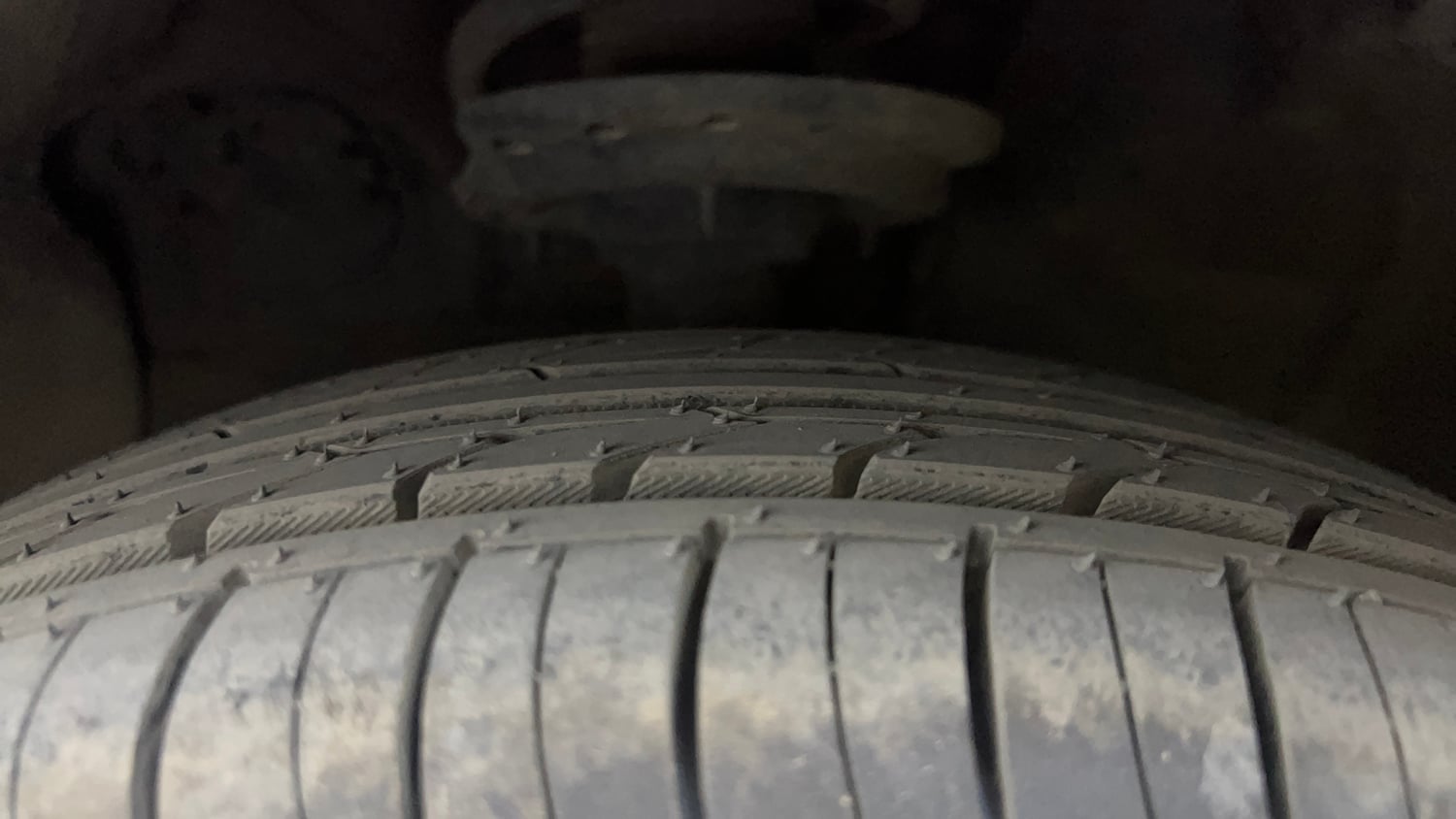 Used 2019 Hyundai Grand i10 Sportz 1.2 Kappa VTVT Petrol Manual tyres LEFT FRONT TYRE TREAD VIEW