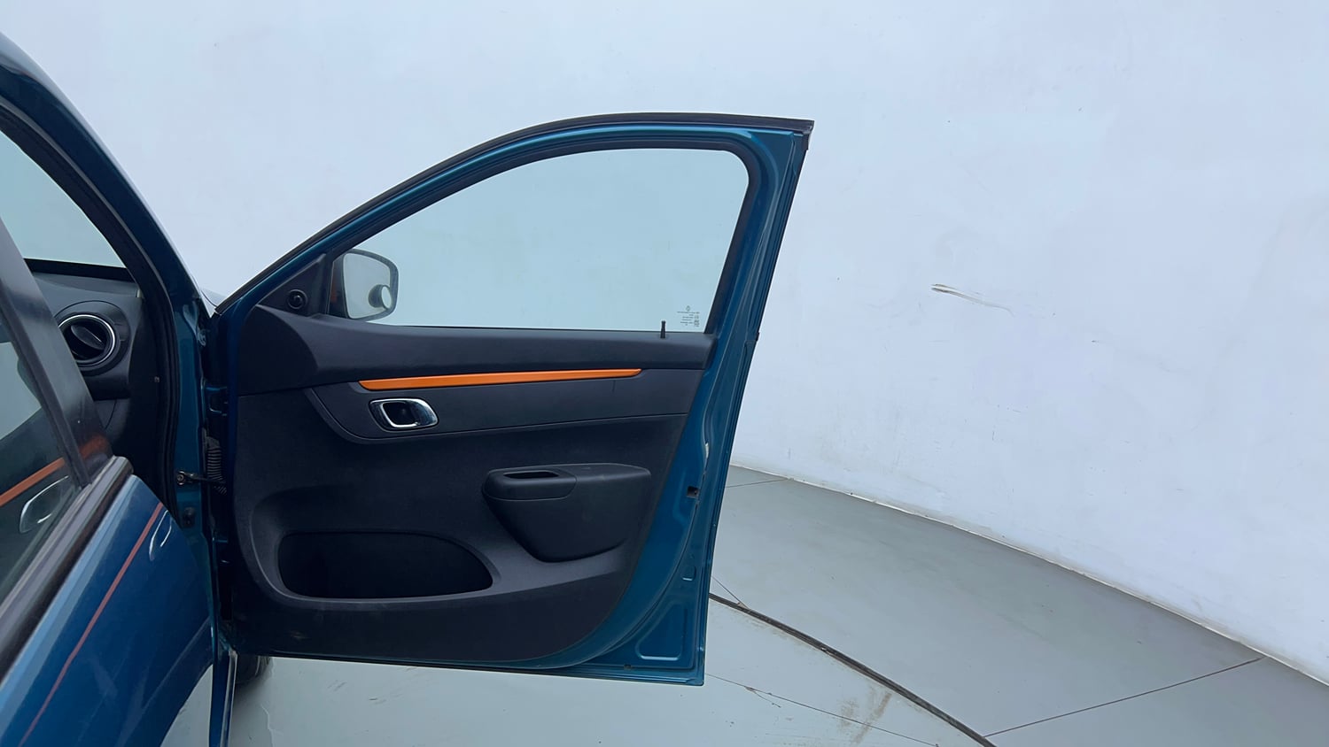 Used 2021 Renault Kwid CLIMBER 1.0 AMT Opt Petrol Automatic interior RIGHT FRONT DOOR OPEN VIEW