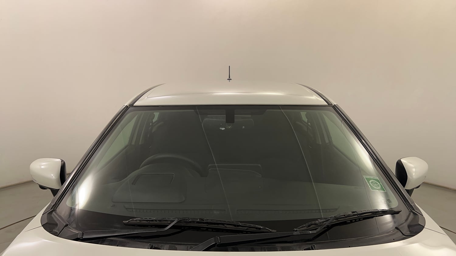 Used 2022 Maruti Suzuki Baleno Alpha AGS Petrol Automatic exterior FRONT WINDSHIELD VIEW