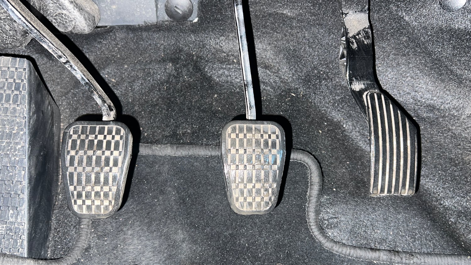 Used 2024 Tata Punch Accomplished MT Petrol Manual interior PEDALS VIEW