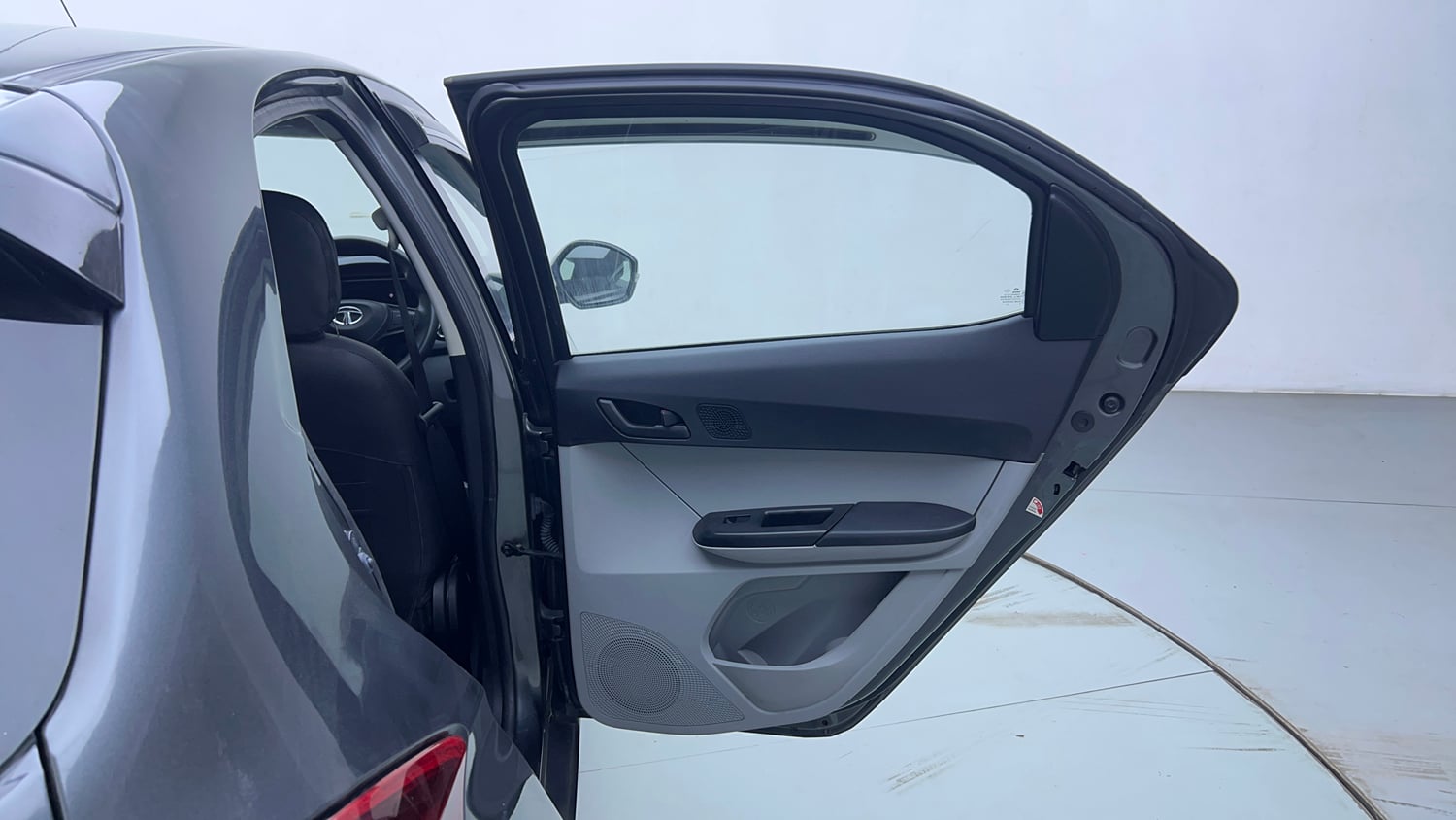 Used 2022 Tata Tiago XT CNG Cng Manual interior RIGHT REAR DOOR OPEN VIEW