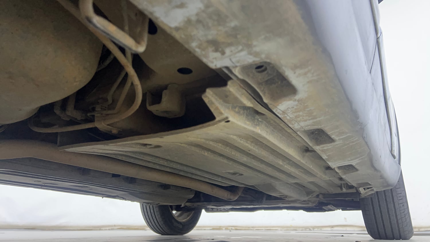 Used 2017 Maruti Suzuki Vitara Brezza [2016-2020] ZDi Plus Diesel Manual extra REAR RIGHT UNDERBODY VIEW