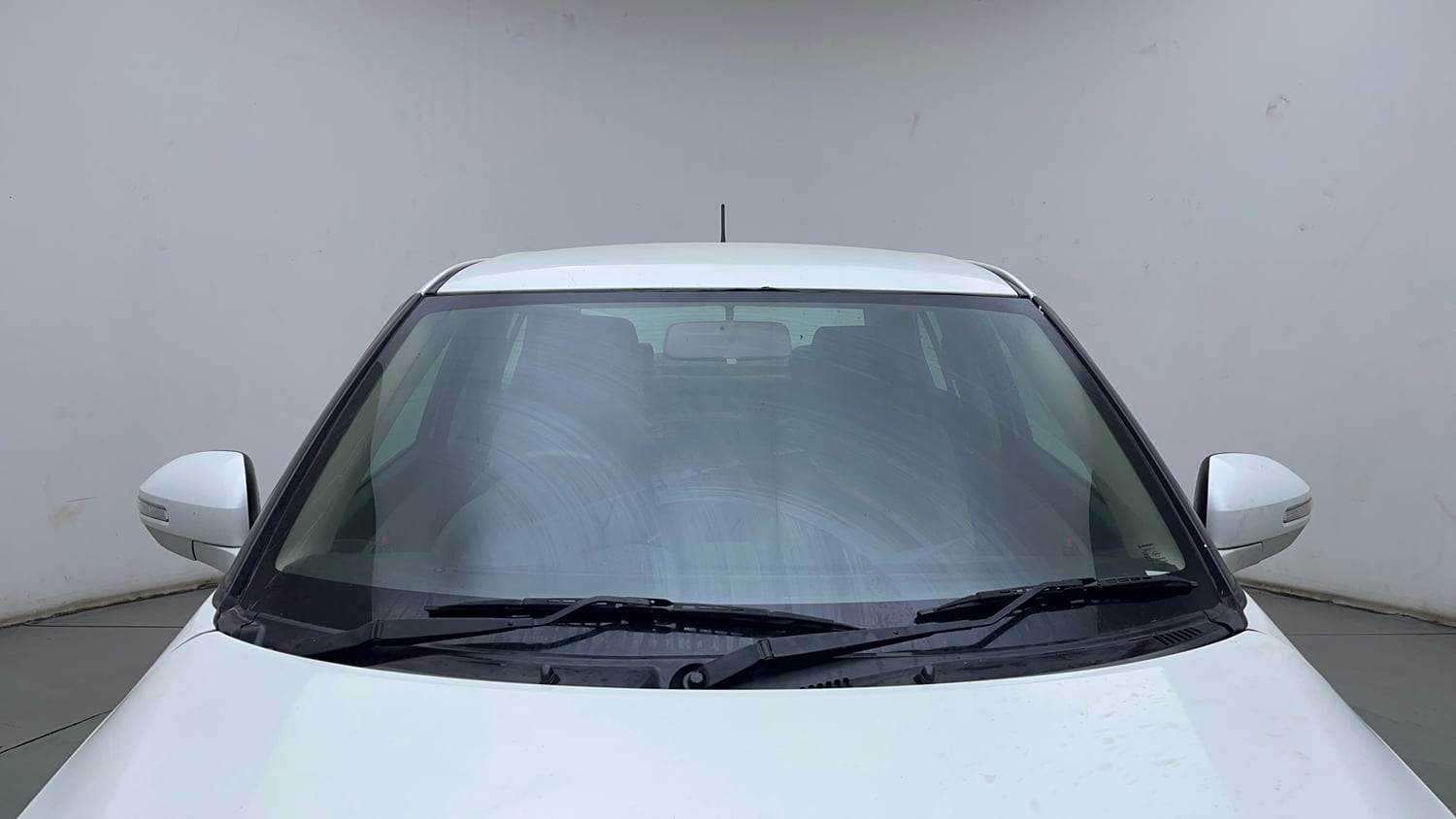 Used 2016 Maruti Suzuki Swift Dzire ZDI Diesel Manual exterior FRONT WINDSHIELD VIEW