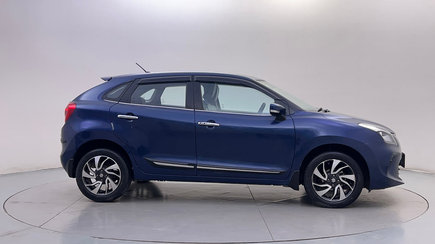 Used 2020 Maruti Suzuki Baleno Zeta Petrol Manual exterior RIGHT SIDE VIEW