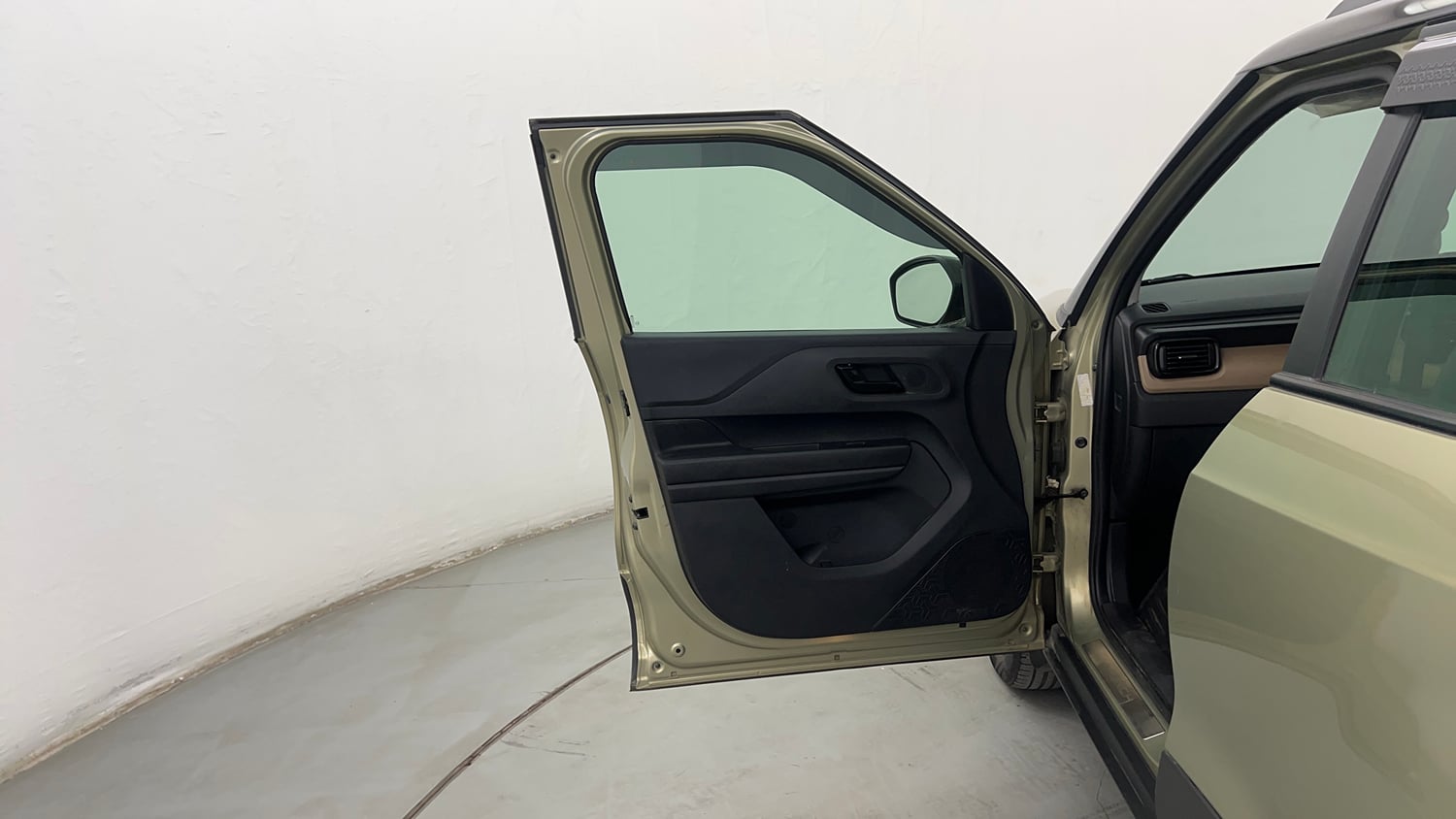 Used 2022 Tata Punch Kaziranga Creative MT Petrol Manual interior LEFT FRONT DOOR OPEN VIEW