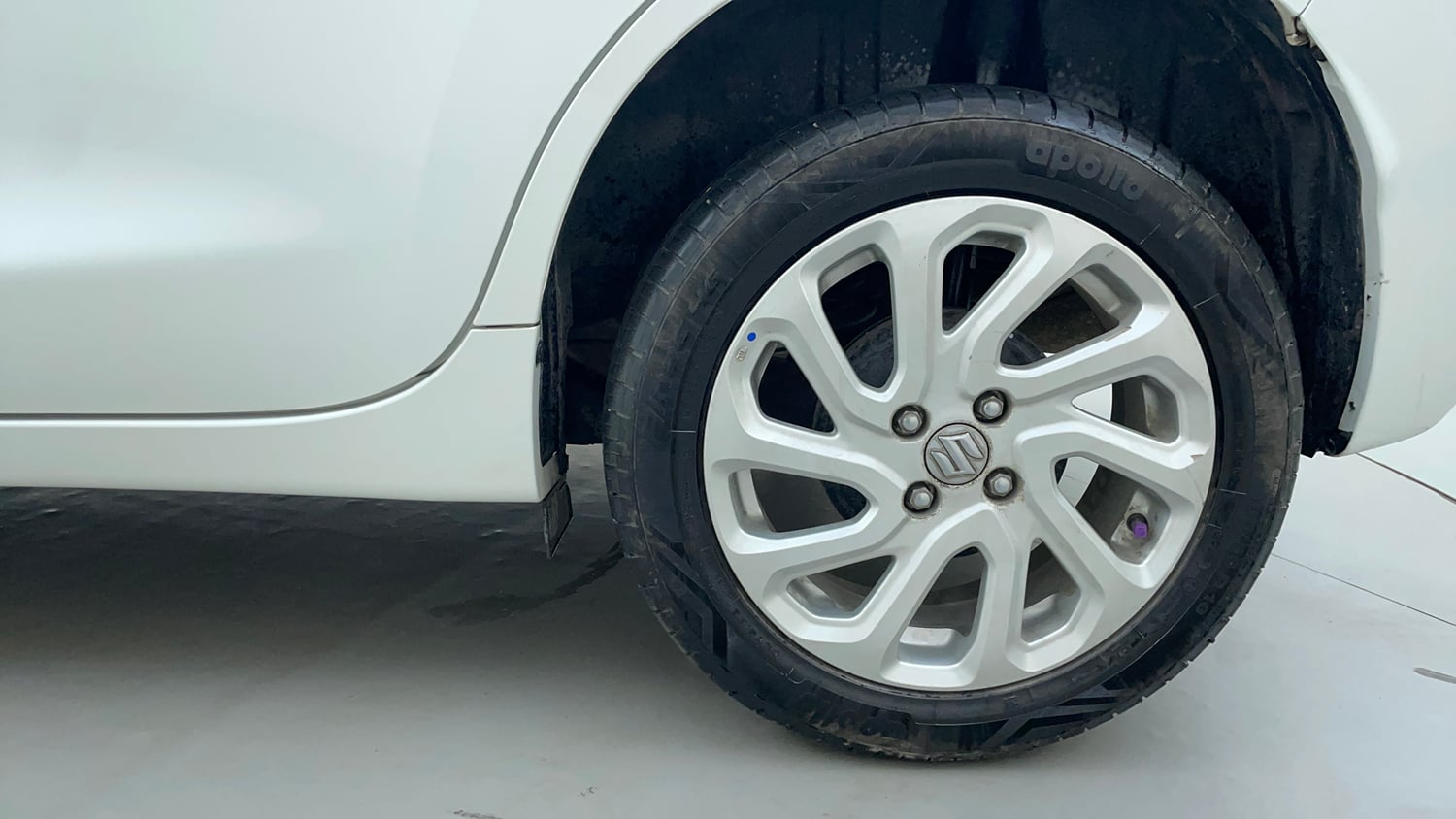 Used 2024 Maruti Suzuki Baleno Zeta AGS Petrol Automatic tyres LEFT REAR TYRE RIM VIEW