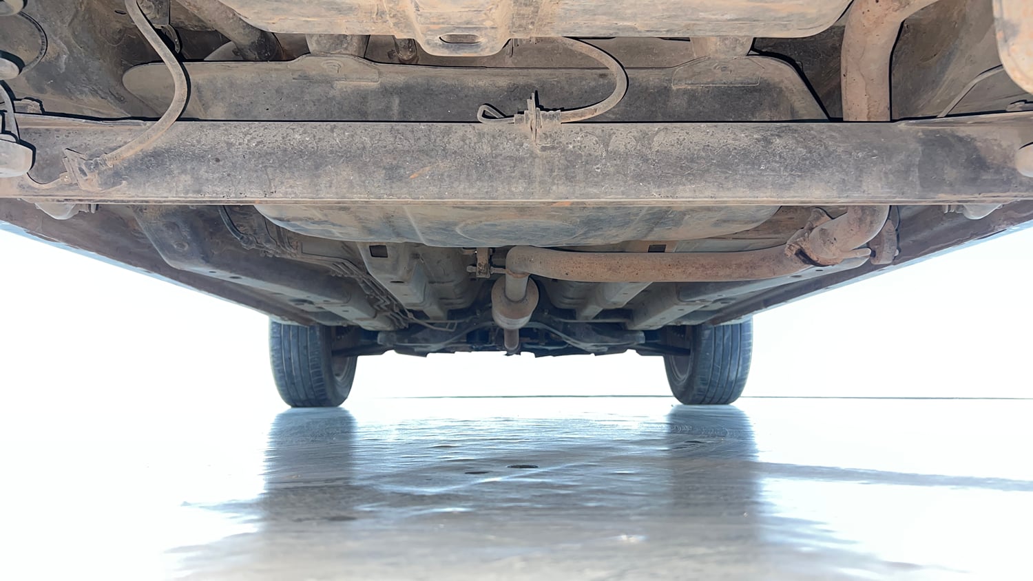 Used 2020 Tata Nexon XZA Plus Petrol Petrol Automatic extra REAR UNDERBODY VIEW (TAKEN FROM REAR)