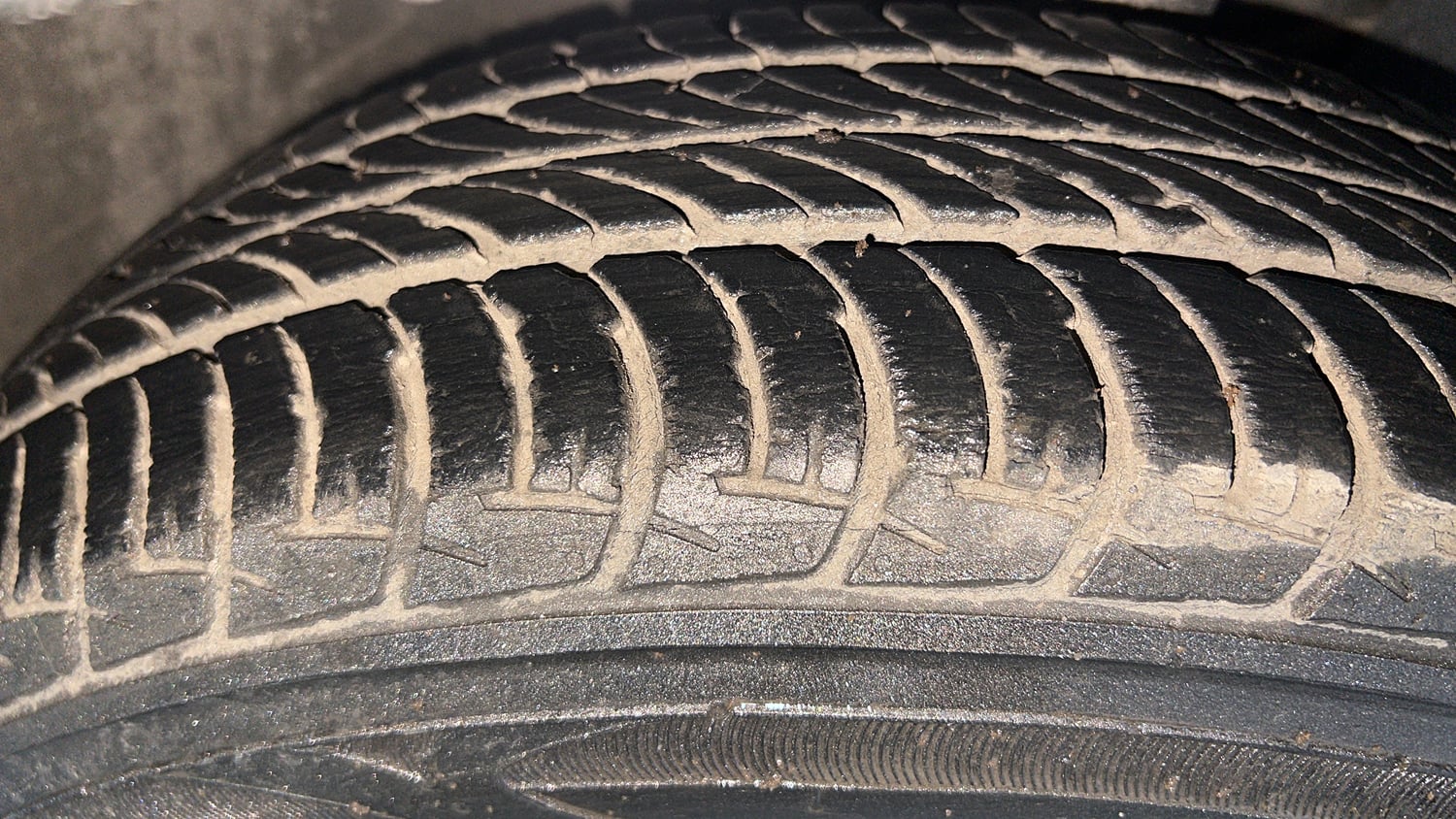 Used 2019 Maruti Suzuki Wagon R 1.0 VXi 1.0 Petrol Manual tyres RIGHT FRONT TYRE TREAD VIEW