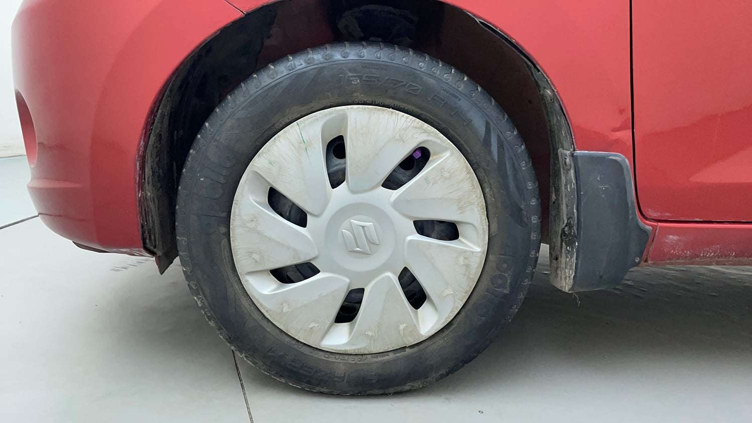Used 2016 Maruti Suzuki Celerio ZXi AMT Petrol Automatic tyres LEFT FRONT TYRE RIM VIEW