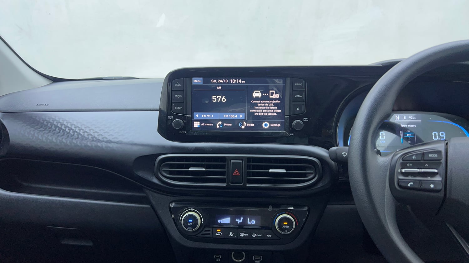 Used 2023 Hyundai Exter SX 1.2 AMT Petrol Automatic interior MUSIC SYSTEM & AC CONTROL VIEW