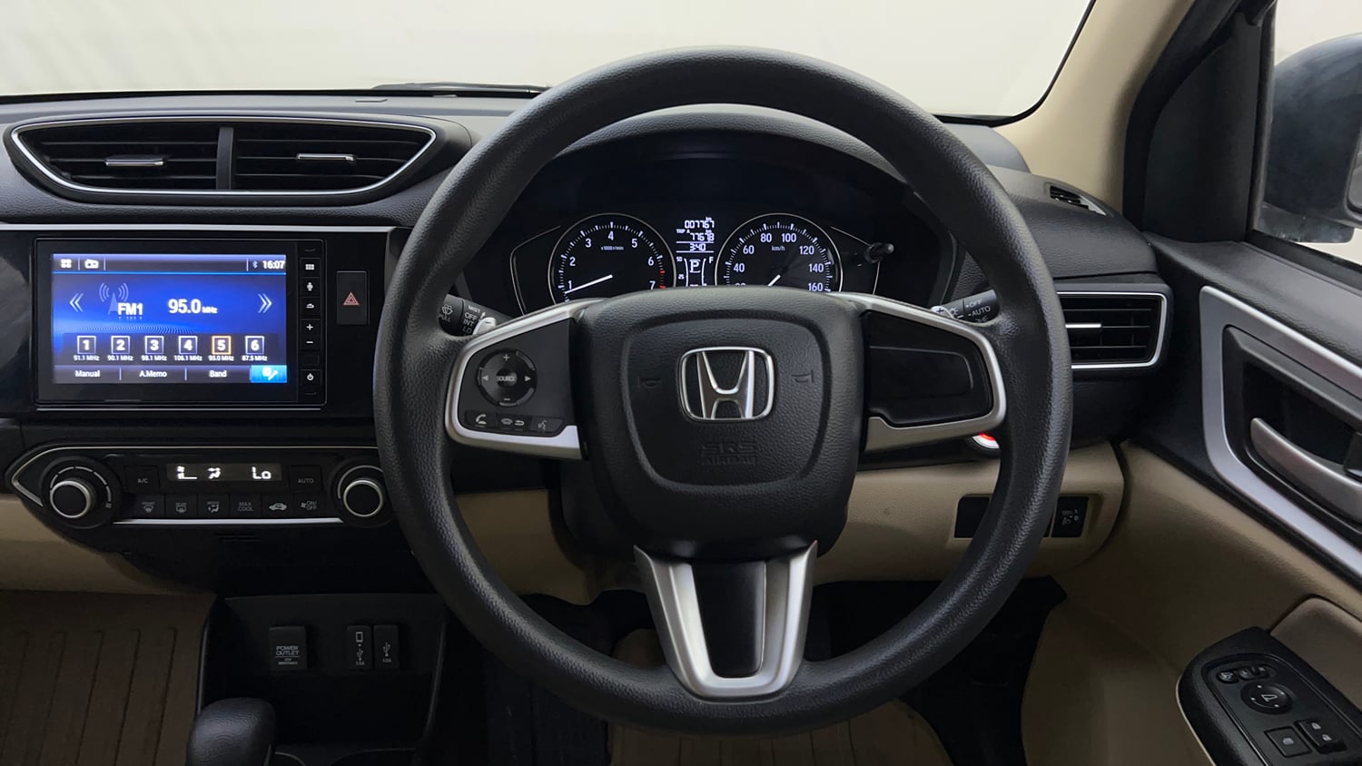 Used 2022 Honda Amaze VX CVT 1.2 Petrol Petrol Automatic interior STEERING VIEW