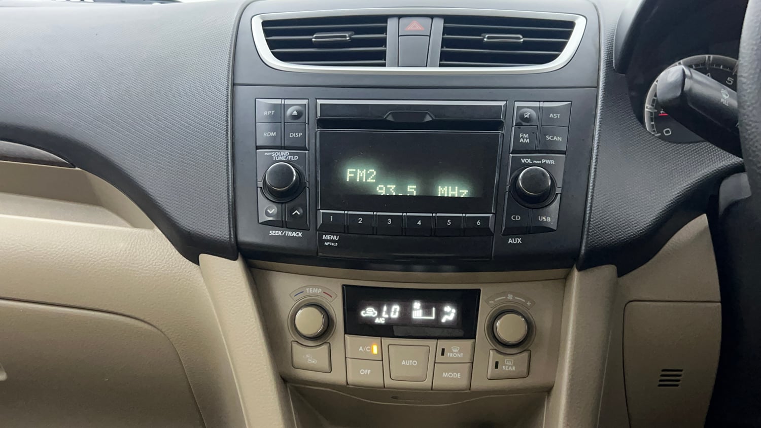 Used 2014 Maruti Suzuki Swift Dzire ZXI Petrol Manual interior MUSIC SYSTEM & AC CONTROL VIEW