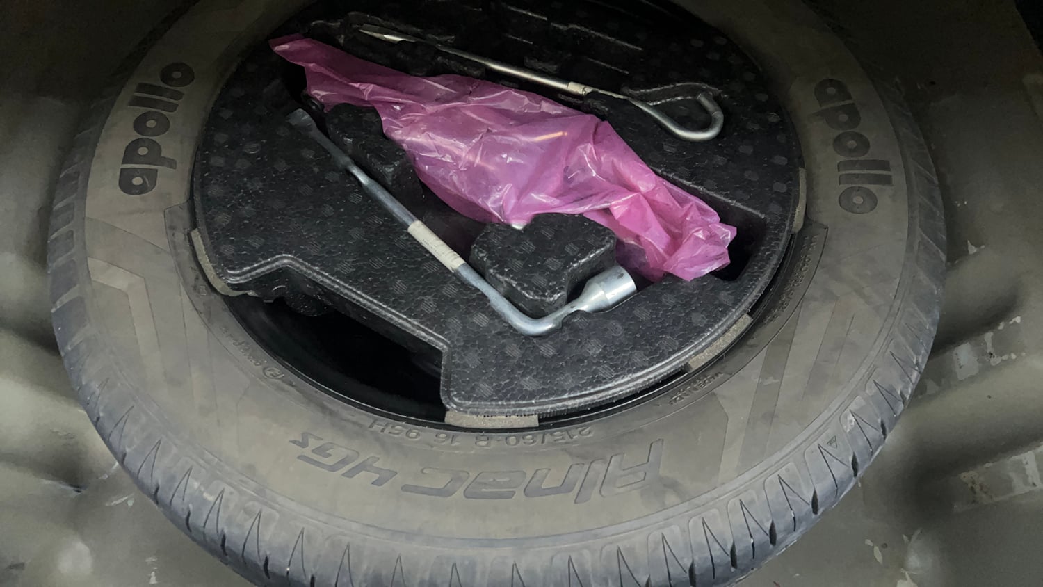 Used 2017 Maruti Suzuki Vitara Brezza [2016-2020] ZDi Plus Diesel Manual tyres SPARE TYRE VIEW