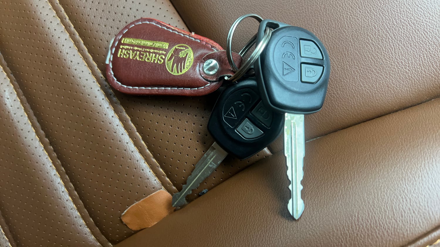 Used 2025 Maruti Suzuki Ignis Delta 1.2 AMT Petrol Automatic extra CAR KEY VIEW