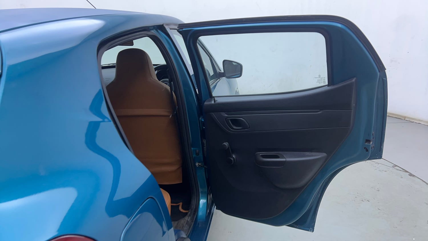 Used 2020 Renault Kwid RXL 1.0 AMT Petrol Automatic interior RIGHT REAR DOOR OPEN VIEW