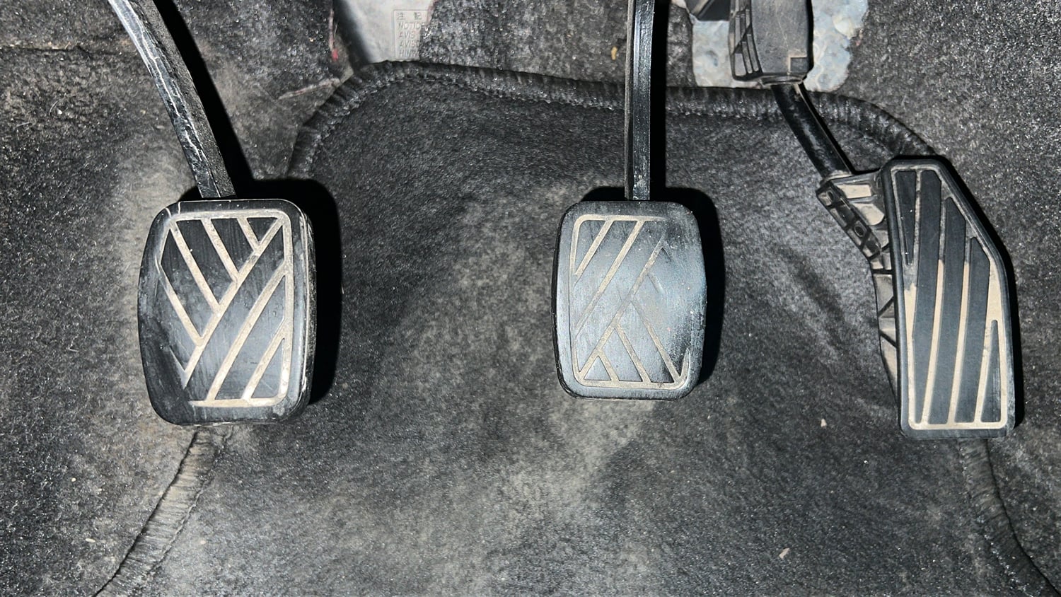 Used 2023 Maruti Suzuki Swift VXi Petrol Manual interior PEDALS VIEW