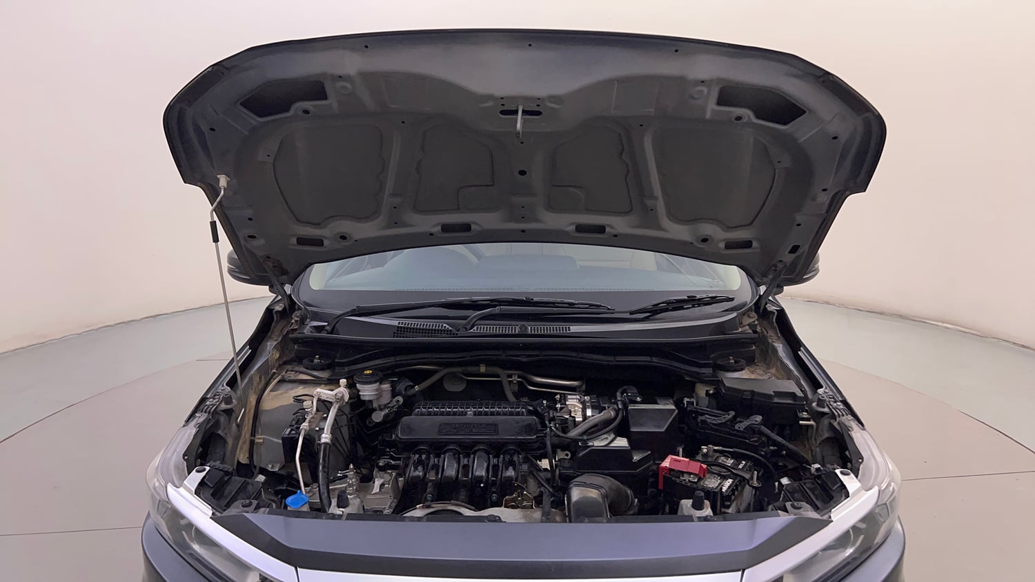 Used 2022 Honda Amaze VX CVT 1.2 Petrol Petrol Automatic engine ENGINE & BONNET OPEN FRONT VIEW