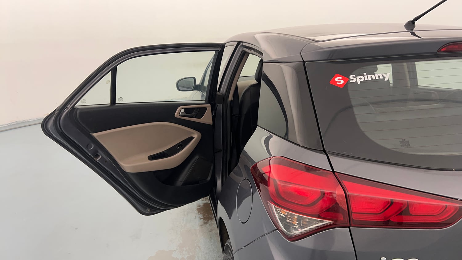 Used 2017 Hyundai Elite i20 Sportz 1.2 Petrol Manual interior LEFT REAR DOOR OPEN VIEW