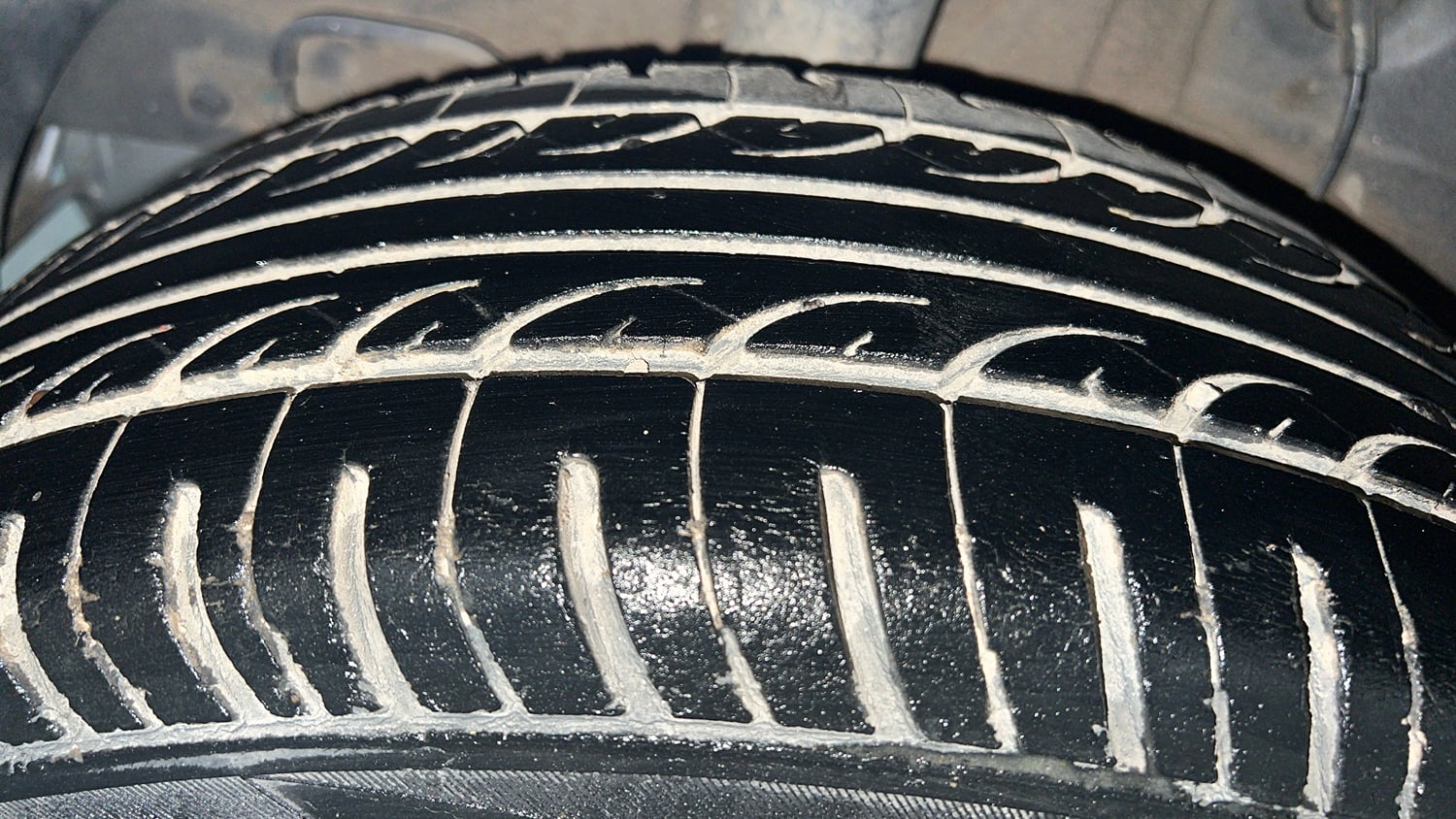 Used 2017 Hyundai Elite i20 Sportz 1.2 Petrol Manual tyres RIGHT REAR TYRE TREAD VIEW