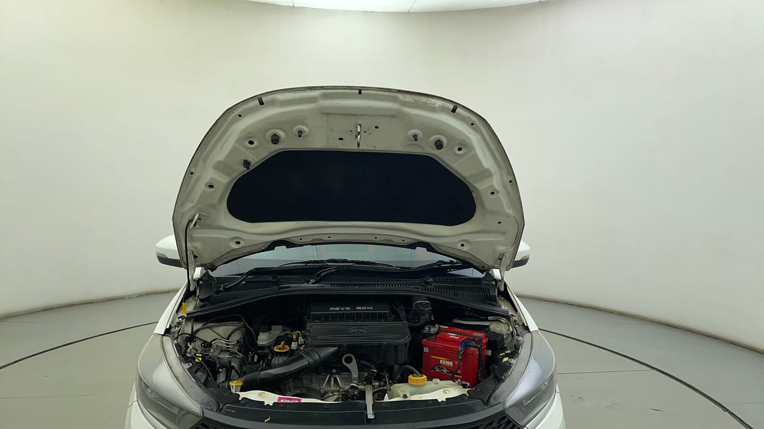 Used 2020 Tata Tiago Revotron XZ Petrol Manual engine ENGINE & BONNET OPEN FRONT VIEW